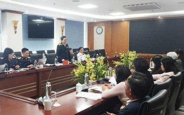 Người dân yêu cầu thanh toán tiền mặt, doanh nghiệp không thể mua hàng trên 5 triệu đồng: Cơ quan Thuế nói gì?