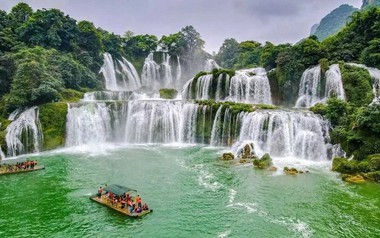 Tập đoàn xây dựng hàng đầu Trung Quốc cùng Vingroup xây cầu Tứ Liên muốn đầu tư vào Cao Bằng