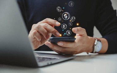 Cẩn trọng với thủ đoạn mời gửi tiền lãi suất cao