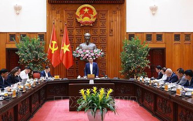 Thủ tướng Phạm Minh Chính: Sử dụng ngay Quỹ bình ổn giá xăng dầu trong ngày 10/3