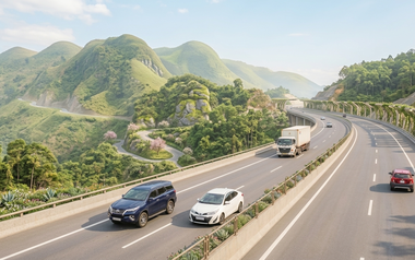 Việt Nam đang triển khai tuyến cao tốc băng qua 2 con đèo hiểm trở, giúp giảm đến 50% chi phí vận tải