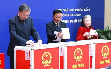 Tổng Bí thư Tô Lâm bỏ phiếu bầu cử tại Hà Nội