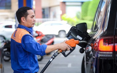 Đề xuất giảm 50% thuế bảo vệ môi trường đối với xăng dầu