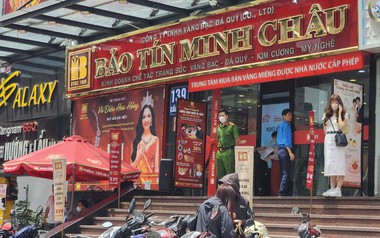 Trưa 26/3, Bảo Tín Minh Châu giảm mạnh giá vàng ngay khi mở cửa trở lại