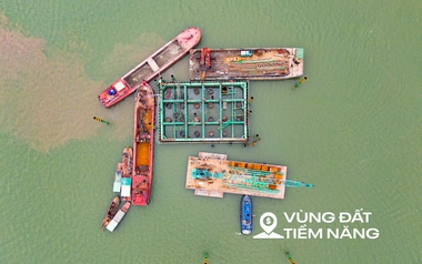 Toàn cảnh công trường xây cầu hơn 16.000 tỷ của Sun Group ở Hà Nội: Máy móc phủ kín mặt sông, phấn đấu hoàn thành nhanh nhất Việt Nam