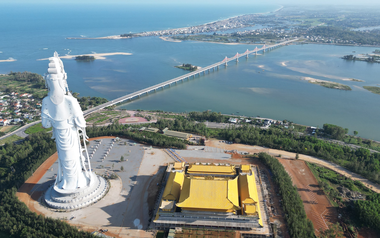 Một công trình của Việt Nam sắp hoàn thành nằm trong top cao hàng đầu toàn cầu, vượt nhiều tượng nổi tiếng của Trung Quốc