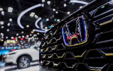 Hết đóng cửa nhà máy ở Trung Quốc lại dừng bán xe tại Hàn Quốc -  chuyện gì xảy ra với 'ông lớn' ô tô Nhật Bản này?