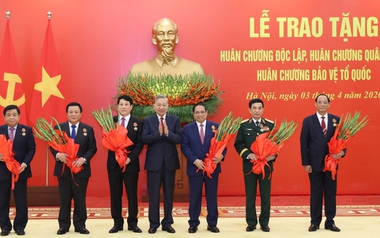 Chủ tịch nước Lương Cường và Thủ tướng Phạm Minh Chính được tặng Huân chương