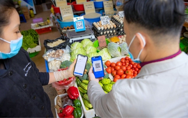 Nhân viên ngân hàng đua nhau mở tài khoản cho hộ kinh doanh