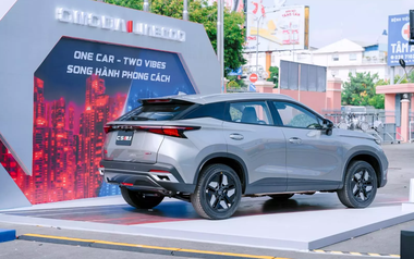 Mẫu xe giá từ 619 triệu này chứng minh hybrid đang là lựa chọn phù hợp cho người dùng Việt
