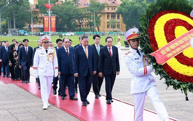 Lãnh đạo Đảng, Nhà nước vào Lăng viếng Chủ tịch Hồ Chí Minh