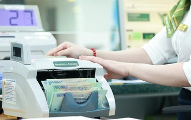 Tăng cường kiểm tra việc giảm lãi suất tại các ngân hàng thương mại