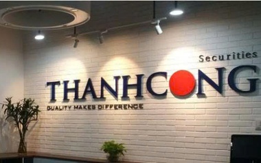 Hai doanh nghiệp liên quan lãnh đạo Chứng khoán Thành Công cùng đăng ký bán cổ phiếu TCI