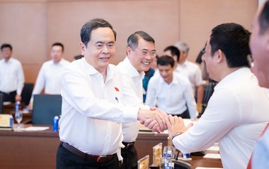 Thủ tướng Chính phủ và Chủ tịch Quốc hội gặp mặt lãnh đạo các cơ quan báo chí