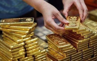 Vàng giảm 28% từ đỉnh, chuyên gia nói gì về triển vọng dài hạn?