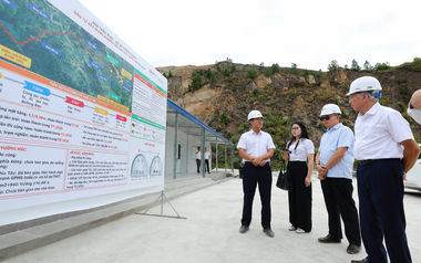 Đèo Cả dự kiến huy động 400 người, hơn 100 máy móc, tổ chức 12 mũi thi công cho dự án cao tốc 23.940 tỷ đồng giúp kết nối Việt Nam và Lào