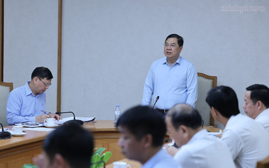 Chỉ đạo mới nhất của Phó Thủ tướng với dự án cao tốc lớn nhất Tây Bắc, dự kiến tổng vốn hơn 65.500 tỷ đồng, có 118 cầu, 7 hầm xuyên núi