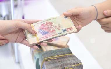 Hai ngày nữa, người dân vay ngân hàng số tiền dưới 400 triệu đồng sẽ đón tin vui
