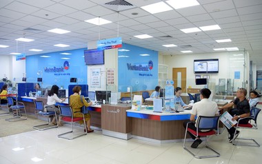Lãi suất ngân hàng 15/8 tại Agribank, Vietcombank, BIDV, VietinBank, MB, Sacombank, HDBank,...