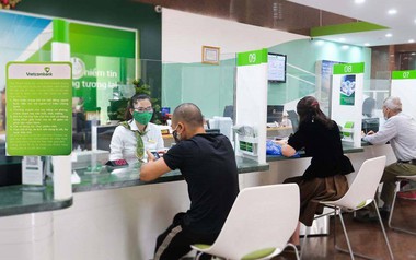 Lãi suất ngân hàng 26/8 tại MB, Sacombank, HDBank, Agribank, Vietcombank, BIDV, VietinBank, ...