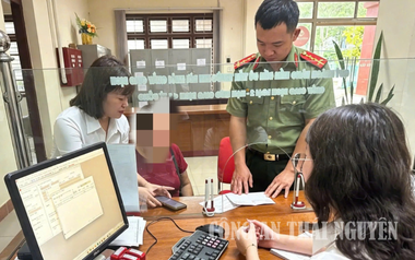 Khách hàng N.T.N đến Agribank rút 10 triệu tiết kiệm để chuyển đi kèm một nội dung: Cán bộ ngân hàng lập tức báo công an