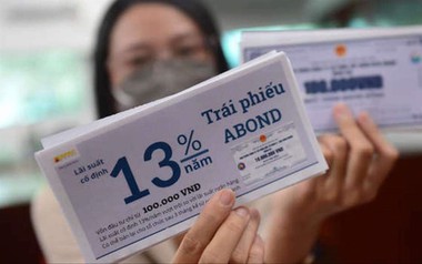 Ngân hàng là nhóm phát hành nhiều trái phiếu nhất từ đầu năm, lãi suất trái phiếu bất động sản lên tới 13,5%/năm