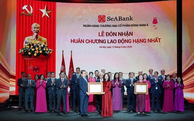 Doanh nhân Nguyễn Thị Nga được trao tặng Danh hiệu Anh hùng Lao động, Ngân hàng SeABank đón nhận Huân chương Lao động hạng Nhất & Bằng khen của Bộ Công an