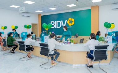 Lãi suất ngân hàng 13/9 tại Agribank, Vietcombank, BIDV, VietinBank, MB, Sacombank, HDBank,...