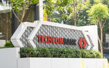 Techcombank vượt mốc 10.000 tỷ đồng nộp ngân sách, khẳng định vai trò doanh nghiệp dẫn dắt