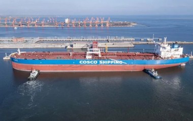 Nhà ga dài 430m, trị giá 12,5 tỷ USD vừa đưa vào vận hành ngay sát vách Việt Nam, tiếp nhận các tàu có trọng tải từ 100.000 đến 300.000 tấn