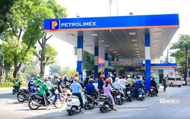 Giá xăng E10 vượt 27.000 đồng/lít chiều 24/9