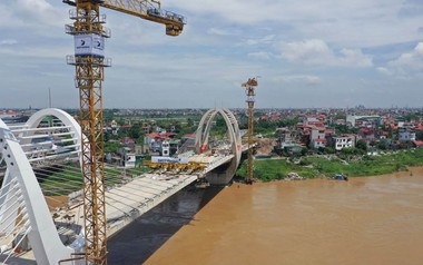 Công trình hơn 1.800 tỷ đồng thay thế cây cầu 120 năm tuổi đạt cột mốc quan trọng