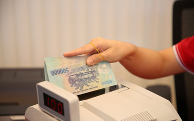 Gửi tiết kiệm ngân hàng nhận lãi trước, đến hạn mới nhận gốc thì lãi suất cao nhất bao nhiêu?