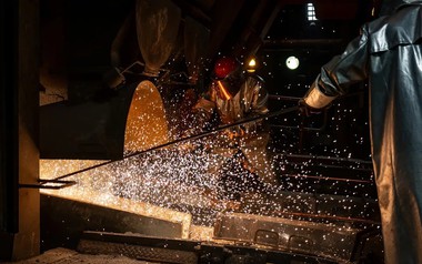 Giá một kim loại lập kỷ lục chưa từng có sau động thái của Mỹ