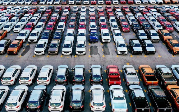 Kỷ lục doanh số ô tô tại Việt Nam chính thức bị phá