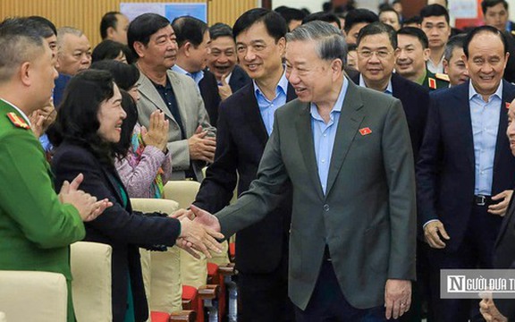 Ảnh: Tổng Bí thư Tô Lâm tiếp xúc cử tri 11 phường ở Hà Nội