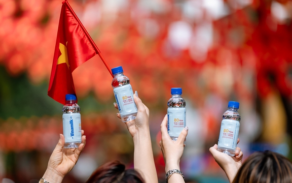 Vinamilk cùng Việt Nam rực rỡ trong ngày hội non sông