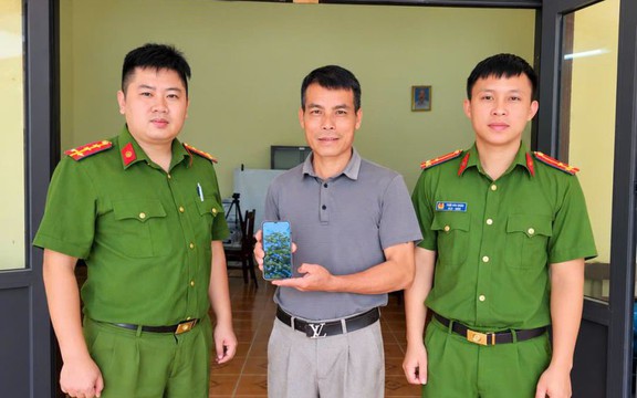 Nhập từng số tài khoản, ông Nguyễn Kim Minh SN 1976 chuyển 20 triệu đến STK Nguyễn Thị Dung: Công an phối hợp Agribank cùng xác minh