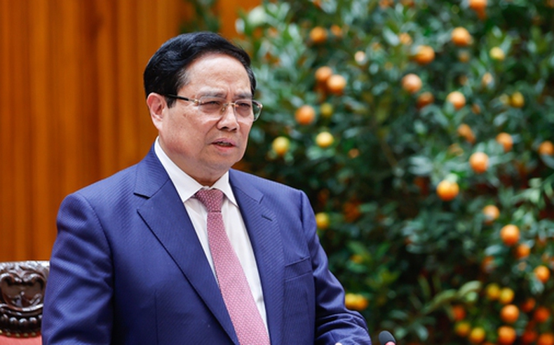 Thủ tướng: Xem xét bố trí ngân sách để hỗ trợ bình ổn giá xăng dầu