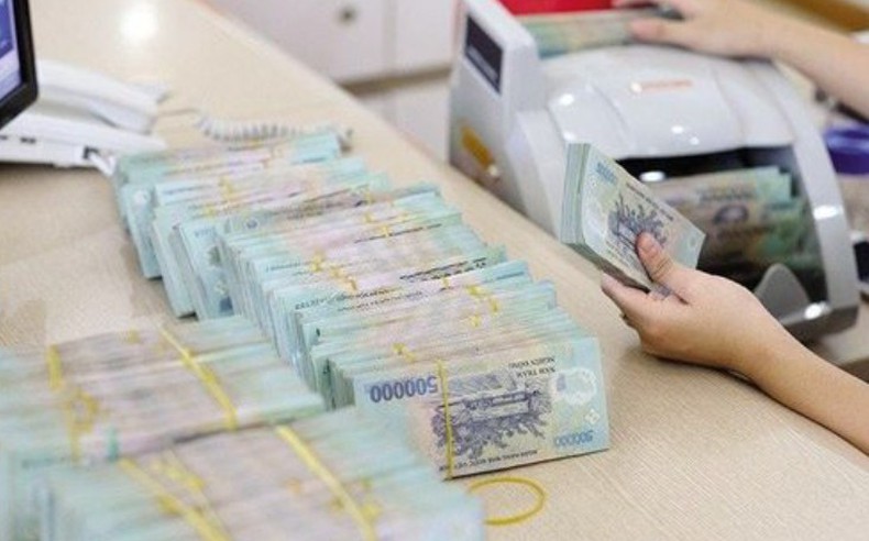 Tiền gửi dân cư lập kỷ lục mới, vượt 10,5 triệu tỷ đồng